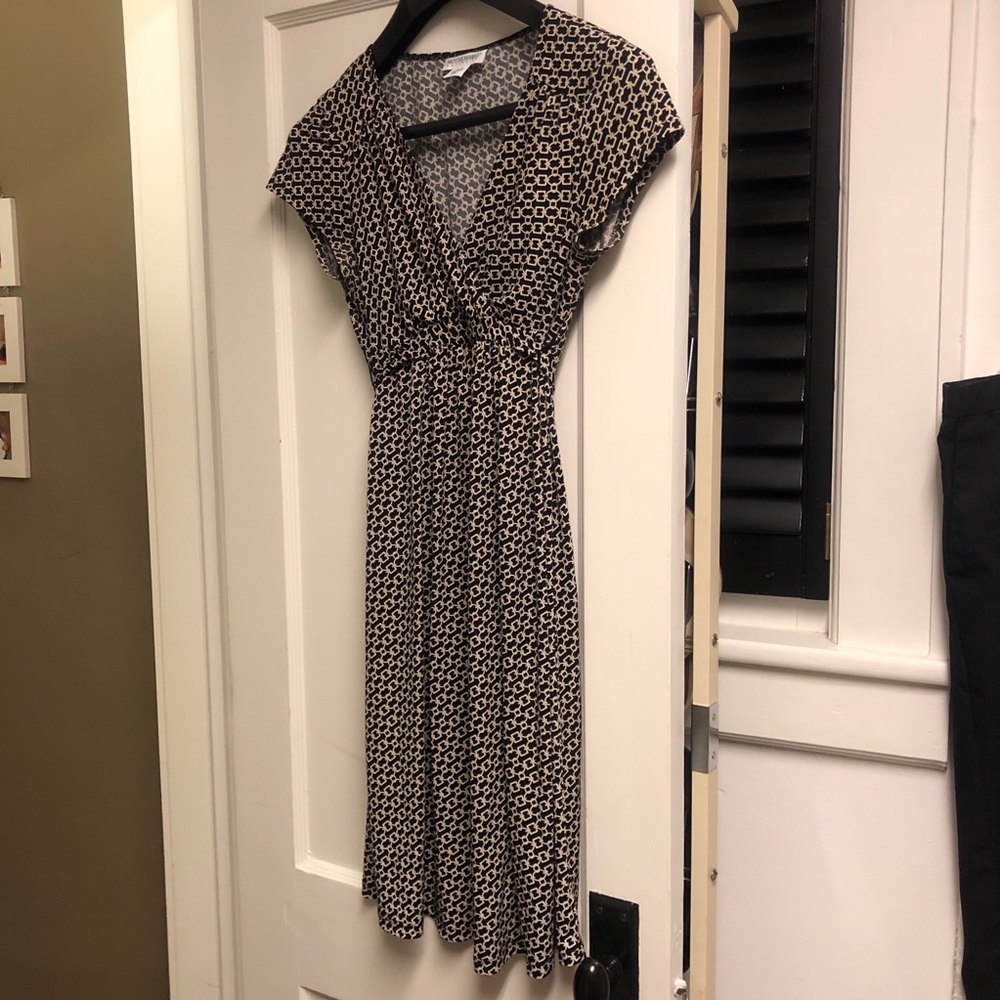 motherhood maternity black and beige dress